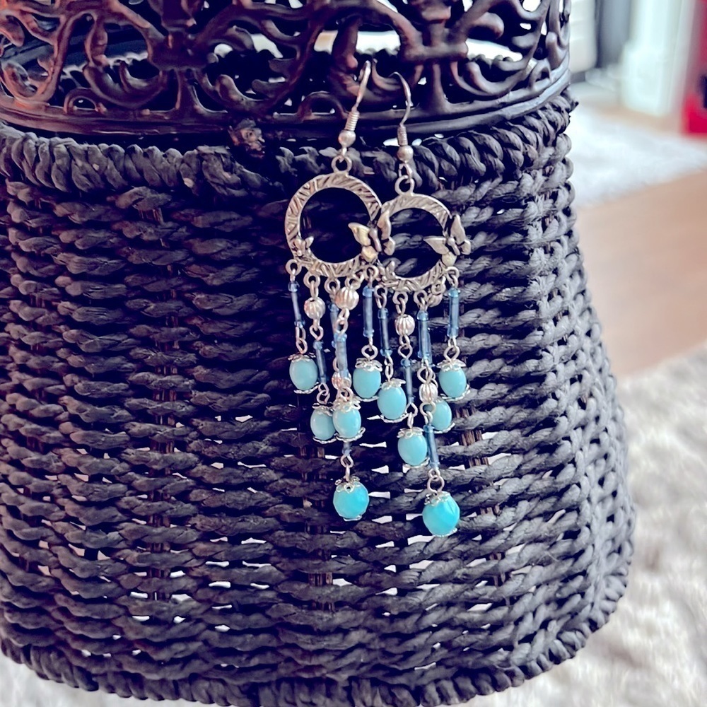 Silver Turquoise Dangly Earrings 🤩🛍️